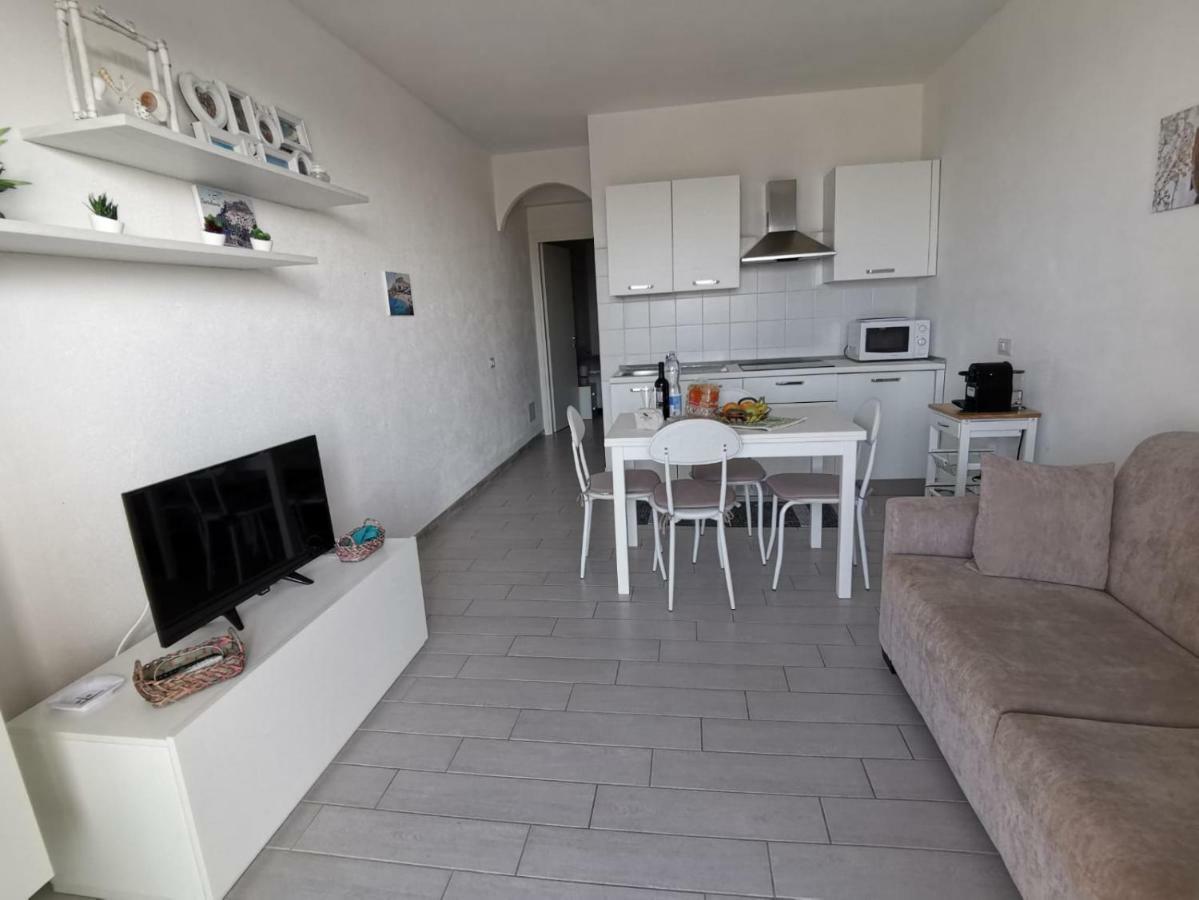 Villa La Favola Di Dani à Castelsardo Extérieur photo